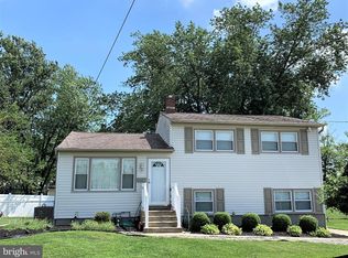 40 Howard Dr, Williamstown, NJ 08094