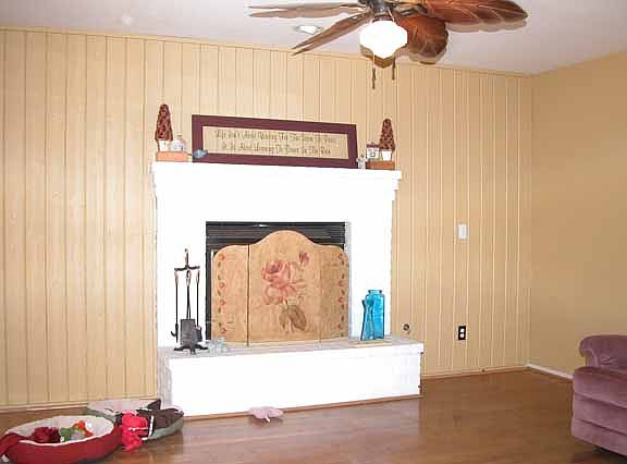 5th image of 1558 Camphor Way