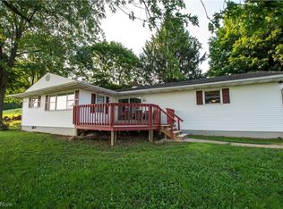 1757 Pleasant Valley Rd NE, New Philadelphia, OH 44663