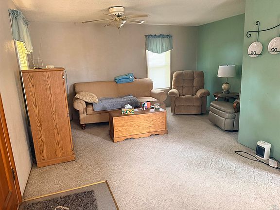 3rd image of 235 Williams St