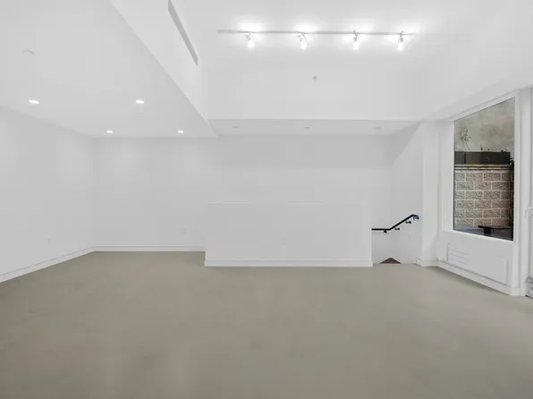 459 West 18th Street image 18 of 22