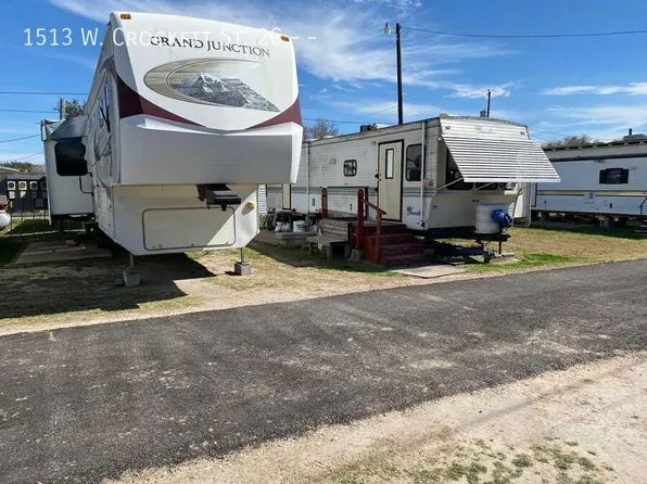 1513 W Crockett St, Alamo, TX