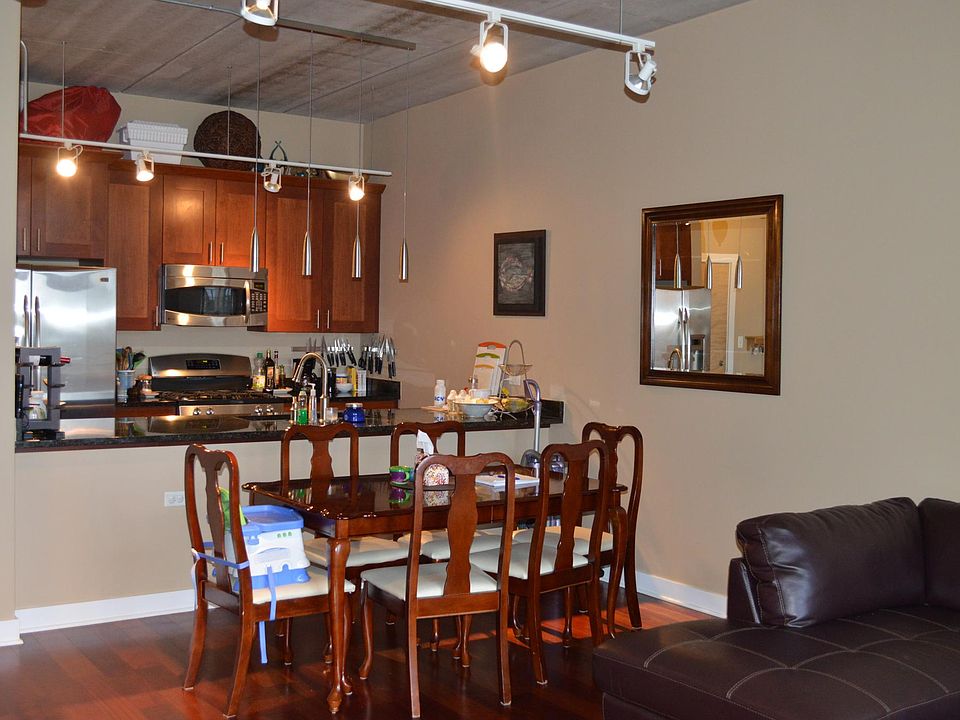 1st image of 3245 N Ashland Ave #P-2