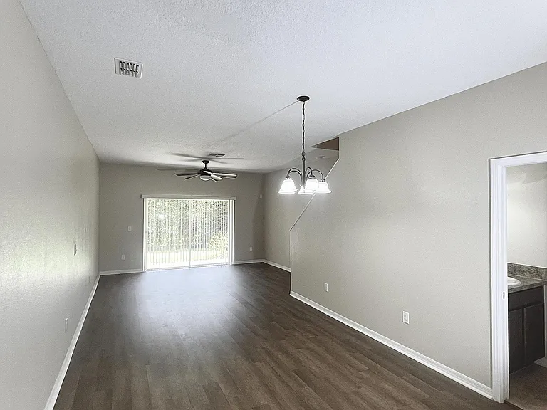 4167 Shadetree Ln — Photo 8