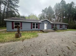 10305 S Airport Rd, Atlanta, MI 49709