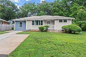 2nd image of 2756 Gresham Rd SE