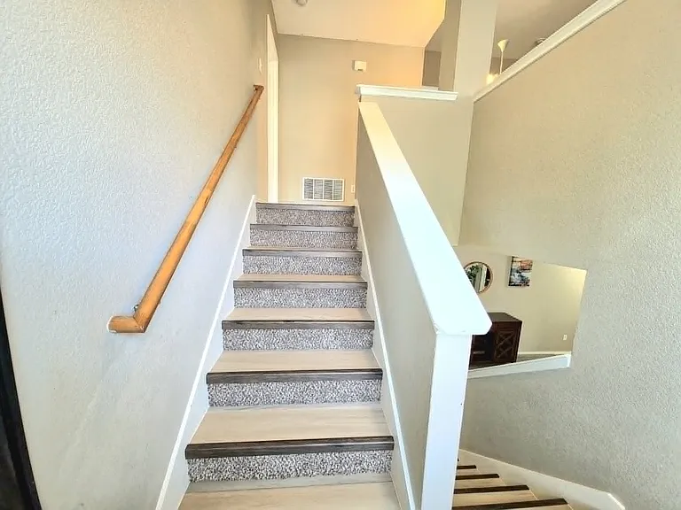 4440 Ravensbrook Ct — Photo 17