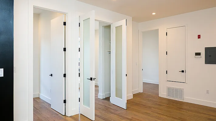 Rented by Nooklyn NYC LLC | media 4