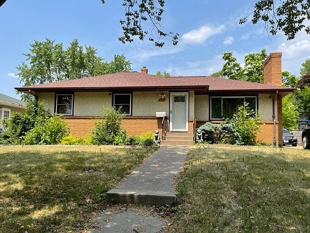 1st image of 2075 California Ave E