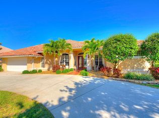 355 Newport Dr, Indialantic, FL 32903