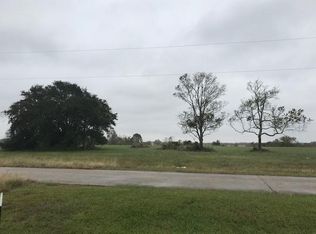 643 Buffalo Trl, Angleton, TX 77515