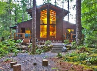 72679 E Village Loop Rd, Rhododendron, OR 97049