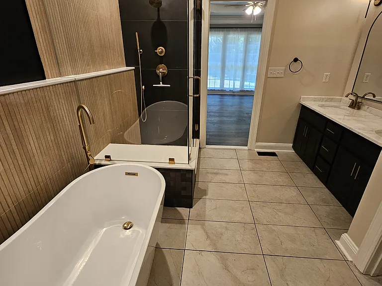214 N Marion Dr — Photo 16