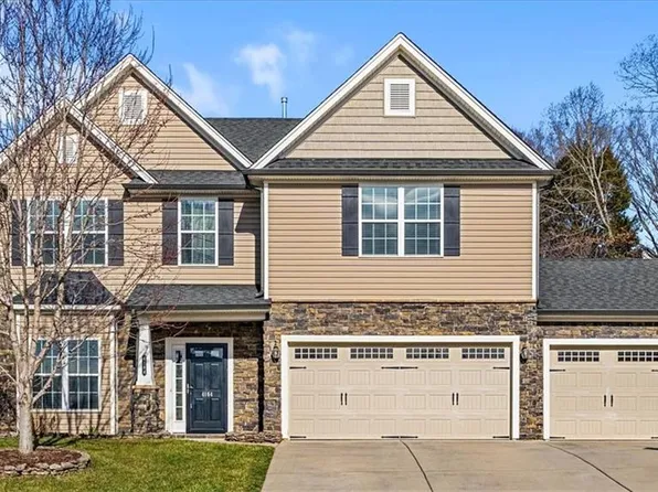 4164 Branch Point Ct, Pfafftown, NC 27040