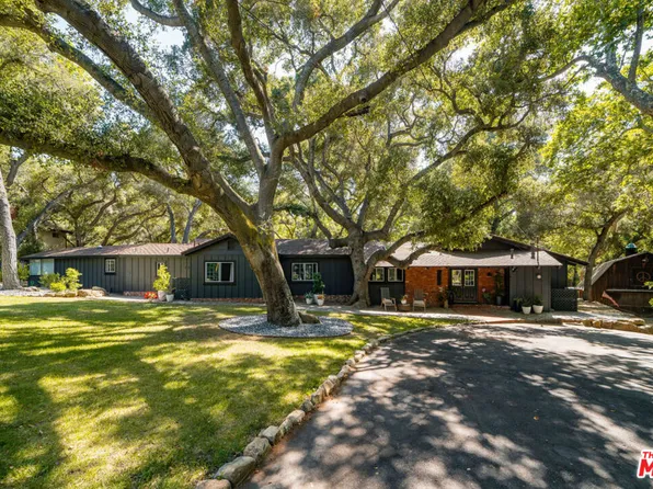 25748 Dark Creek Rd, Calabasas, CA 91302