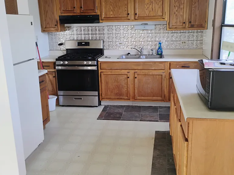 4135 192nd Pl #4135 — Photo 2