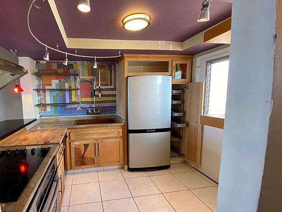 4th image of 1591 NE Miami Gardens Dr APT 212