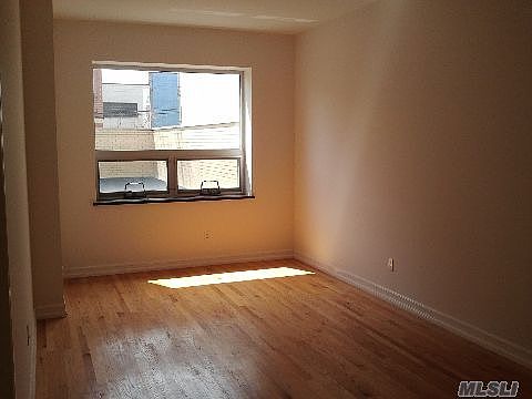 5th image of 3216 137th St #1b