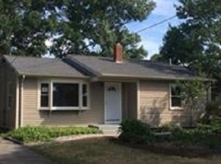 81 Cherry Tree Ln, New Bedford, MA 02740