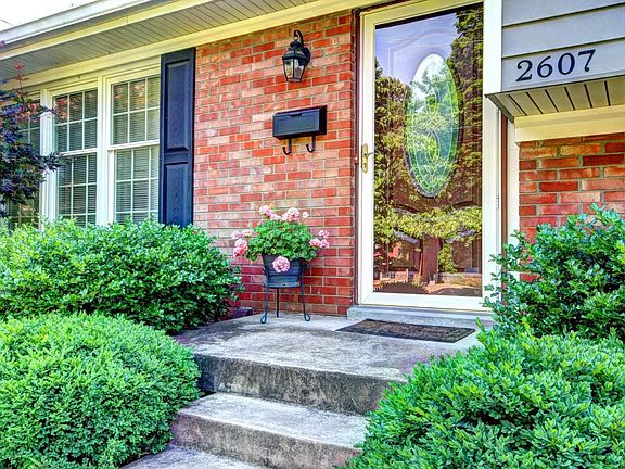 3rd image of 2607 Wilburlook Ln