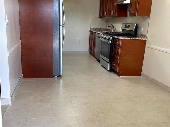 5th image of 59-35 72nd St Floor 2