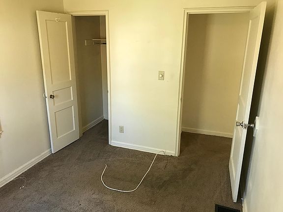 5th image of 2497 Vendome Dr