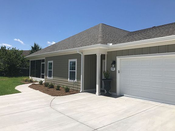 4th image of 434 Nandina Ct