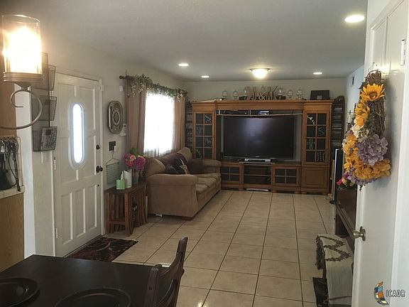 4th image of 730 Orange Ave