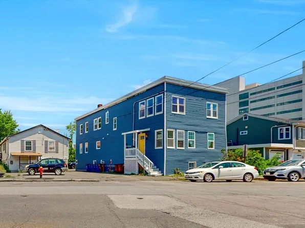 41 Oak Island St, Revere, MA 02151