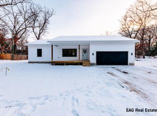 483 W Kenwood Rd, Twin Lake, MI 49457