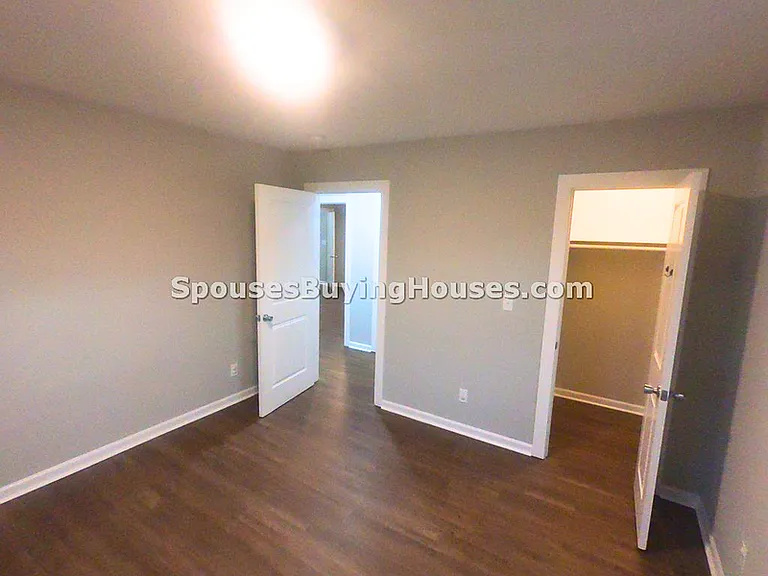 717-719 W 4th St #717 — Photo 11