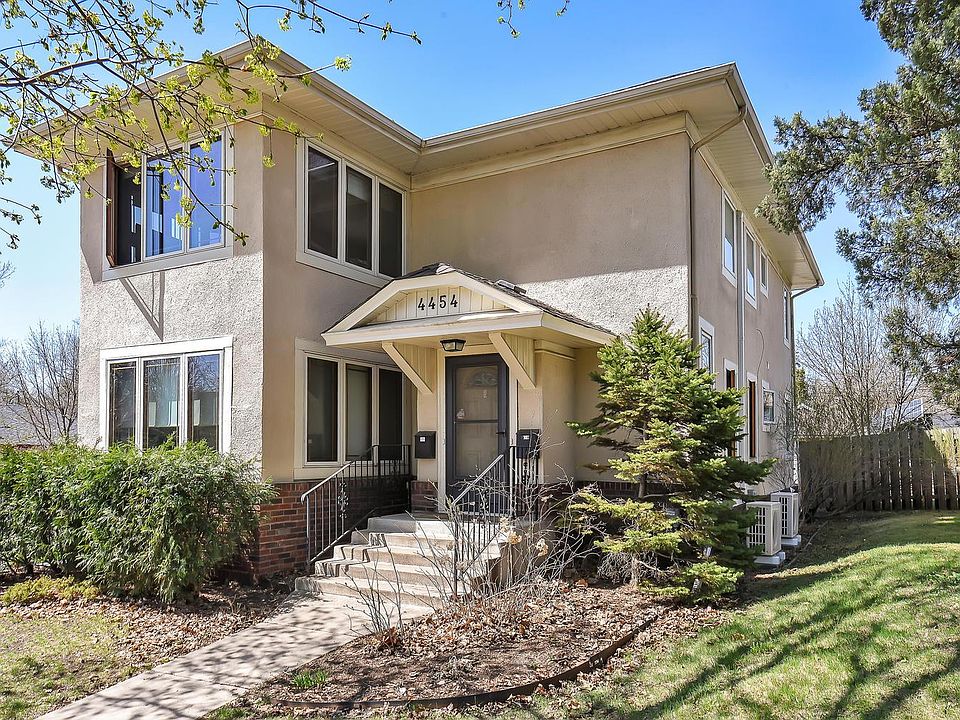 1922 Updated Craftsman Duplex in Kingfield