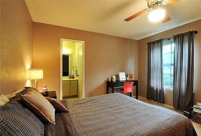 11421 Pyreneese Dr — Photo 21