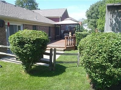 3rd image of 640 Cambridge Dr