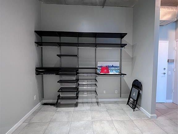 2nd image of 3029 NE 188th Street #820