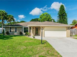 828 Mohawk Rd, Venice, FL 34293