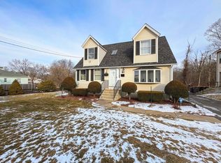 80 Mellen St, Framingham, MA 01702