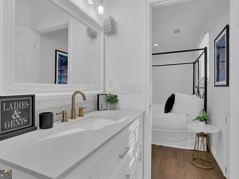 1100 Janes Ln NE — Photo 17