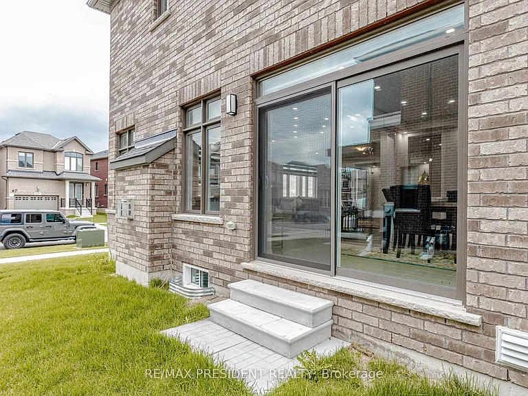 405 Newman Dr — Photo 49