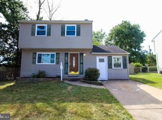 27 Michie Rd, New Castle, DE 19720