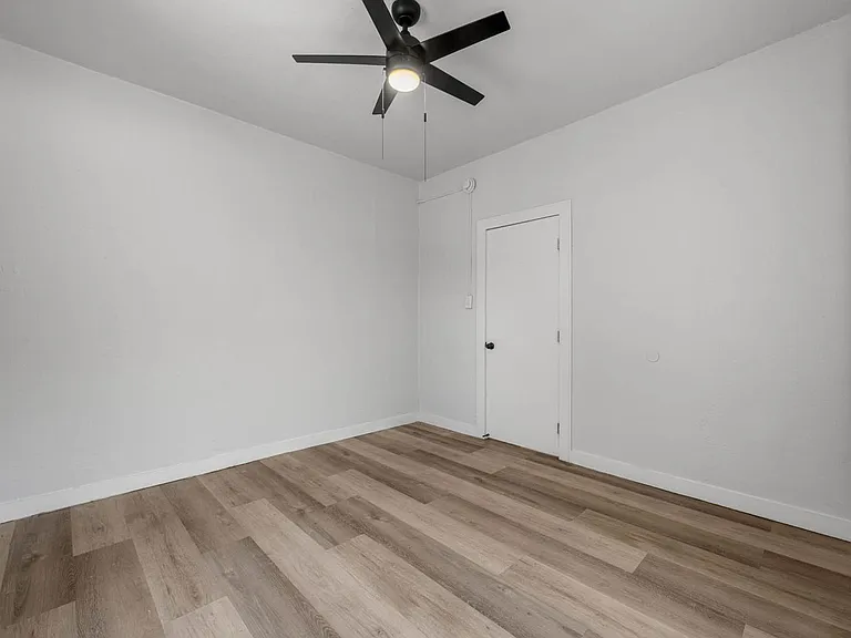 2849 San Marino St — Photo 11