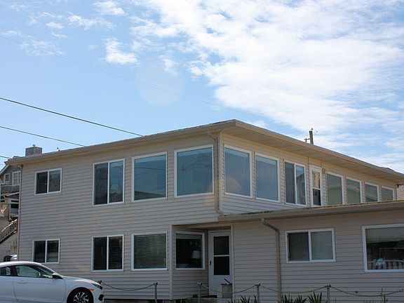 2nd image of 3303 SW Anchor Ave APT 3