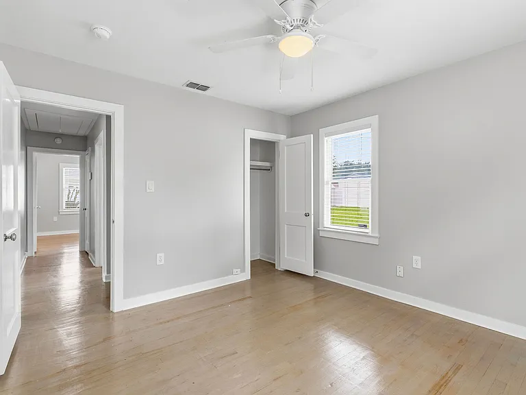 1307 Saint Andrews Dr — Photo 18