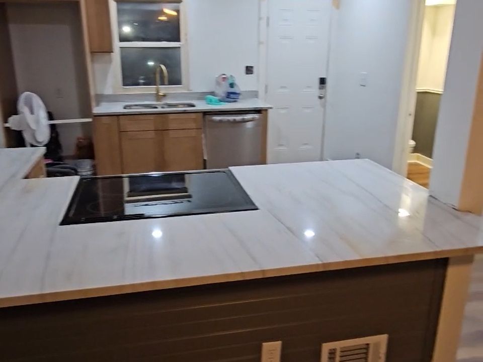 2nd image of 1114 22nd Ave