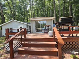 632 Pine St, Harrison, MI 48625