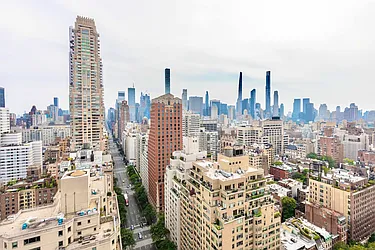 Rented by Manhattan Realty Group