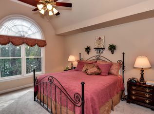 121 Ivy Hollow Ln, Mooresville, NC 28117