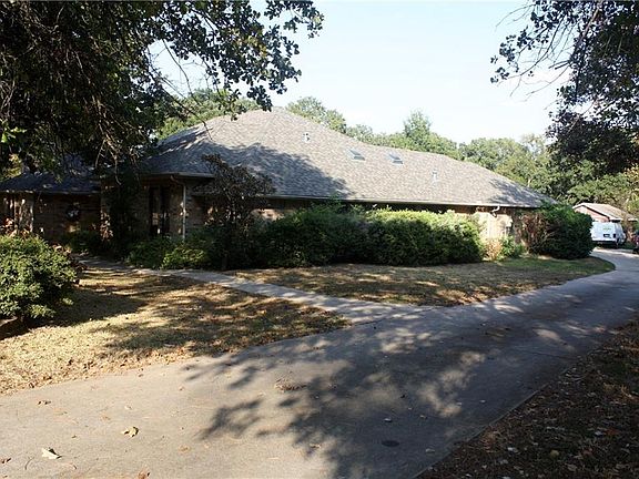 3rd image of 3380 South Dr