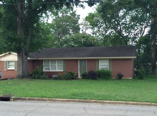 901 Green Ridge Rd, Montgomery, AL 36109