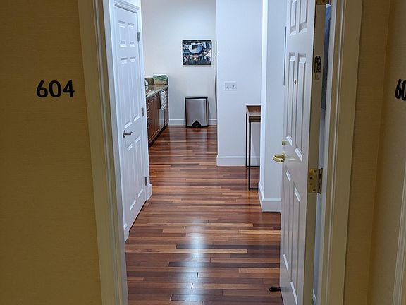 2nd image of 201 Sansome St Unit 604